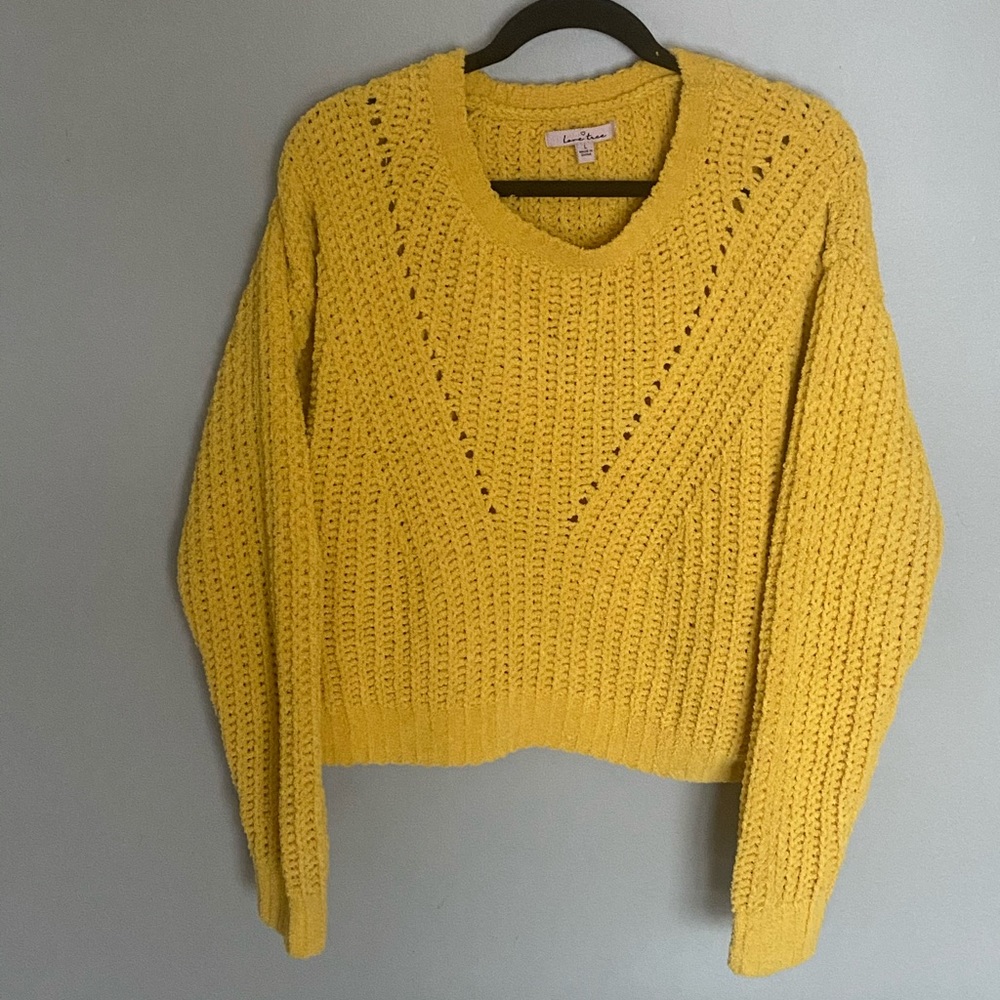 Long sleeve soft top